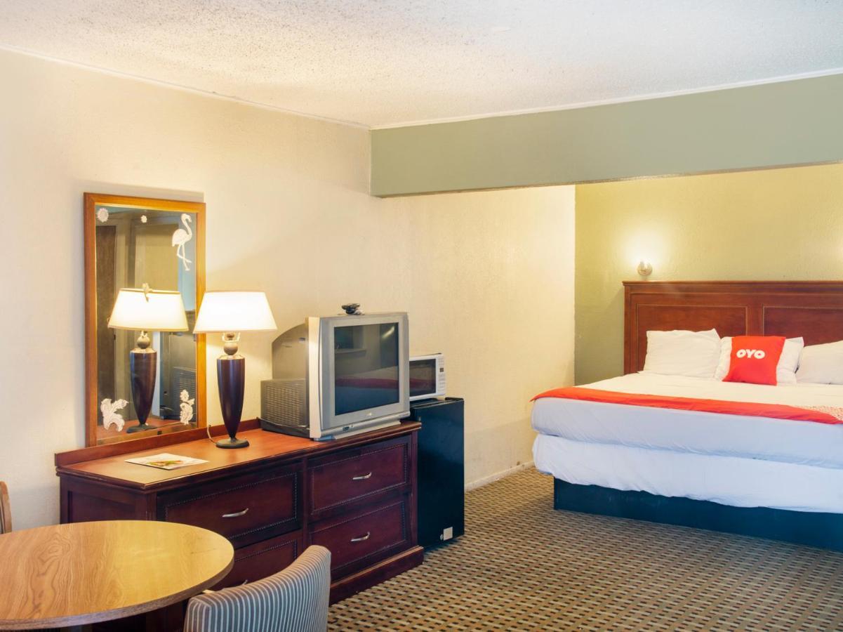 Rest Inn - Extended Stay, I-40 Airport, Wedding & Event Center Amarillo Exterior foto